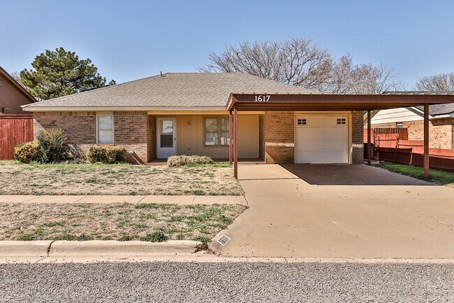 Building Photo - 3 Bedroom Home Located In Wolfforth