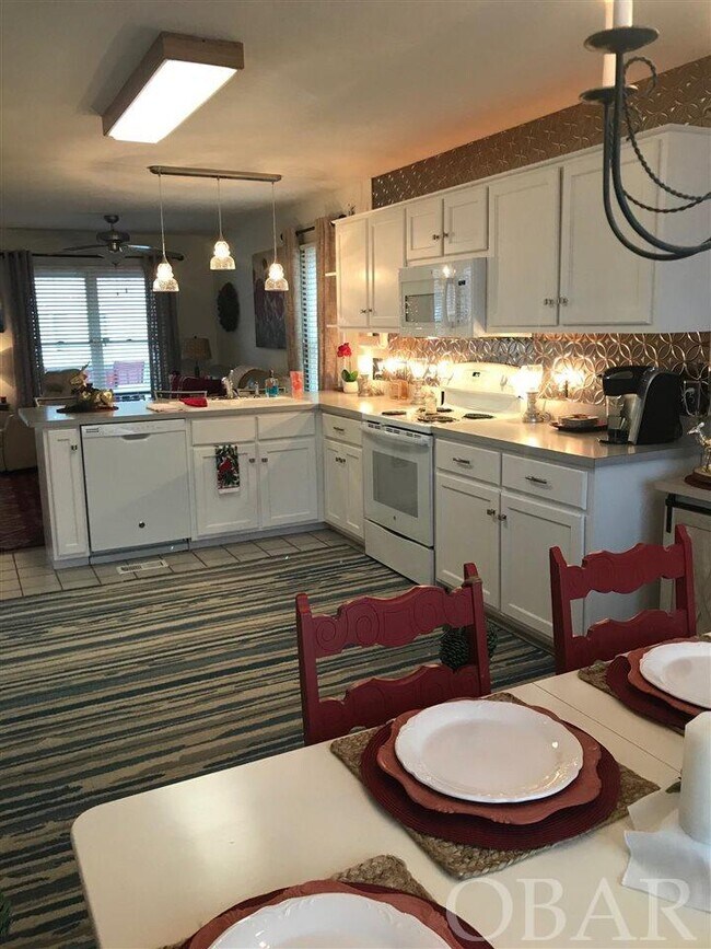 Building Photo - 54 Sailfish Dr