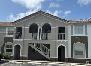 Building Photo - 1661 SE 28th St