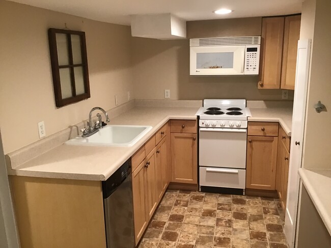 Foto del edificio - 912 N 67th St