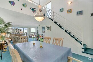 Building Photo - 2051 NE Ocean Blvd