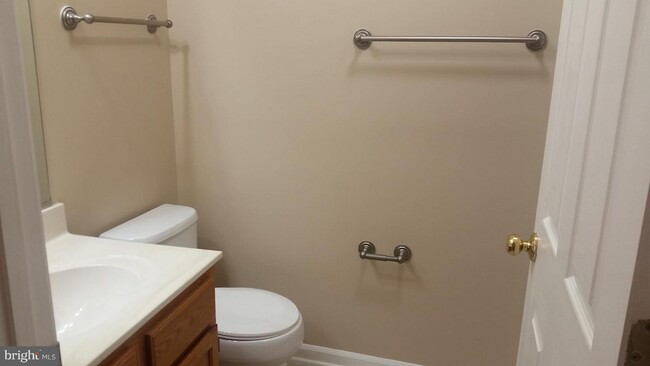 Building Photo - 13101 Briarcliff Terrace