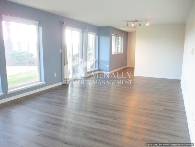 Foto del edificio - 2 Bedroom, 2 bathroom Northview Terrace Co...