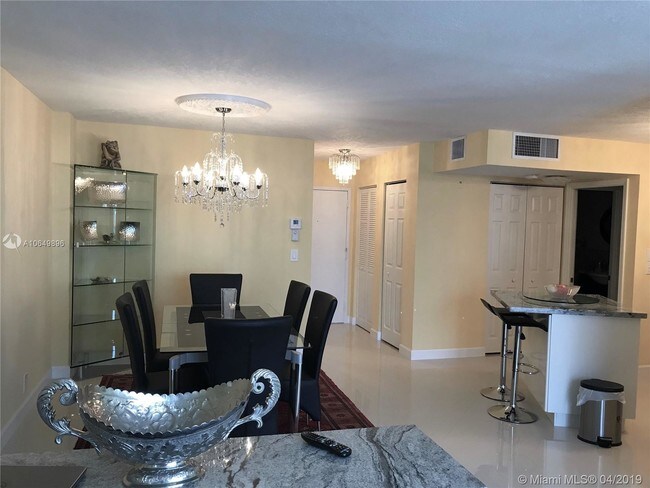 Building Photo - 2049 S Ocean Dr