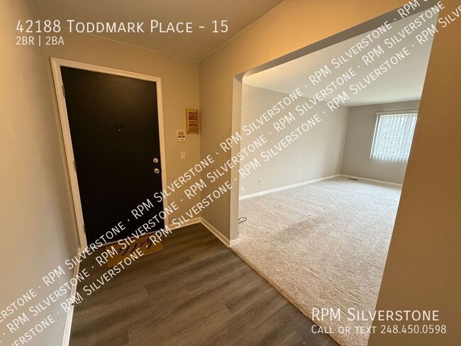 Building Photo - Beautiful and Updated 2 Bed 2 Bath Condo, ...