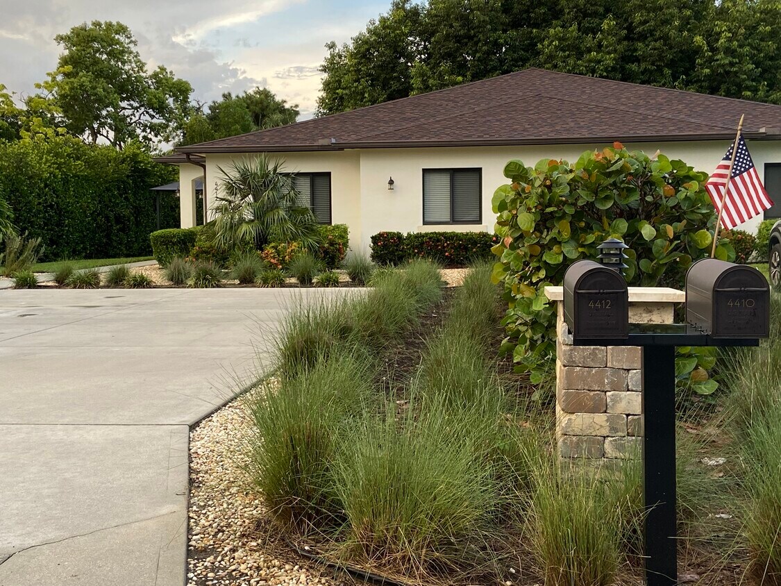 Foto principal - 4412 Vanda Dr