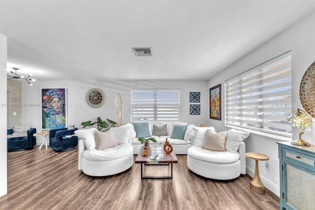 Foto del edificio - 10295 SW 34th St