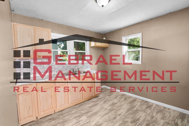 Building Photo - 426 Rasch Ct