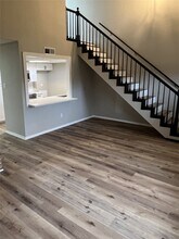 Building Photo - 1310 Town Cir