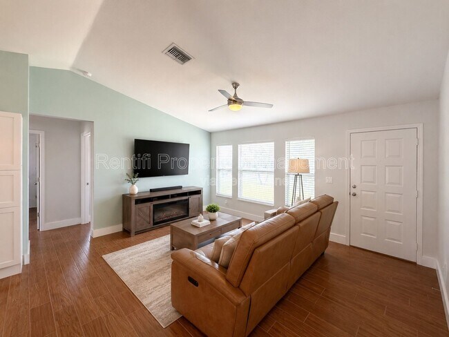 Foto del edificio - 1309 SE 37th Terrace