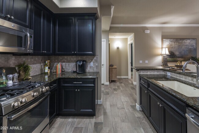 Foto del edificio - 7601 E Indian Bend Rd