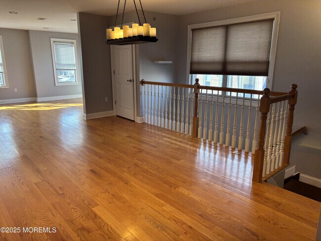 Foto del edificio - 112 N Broadway