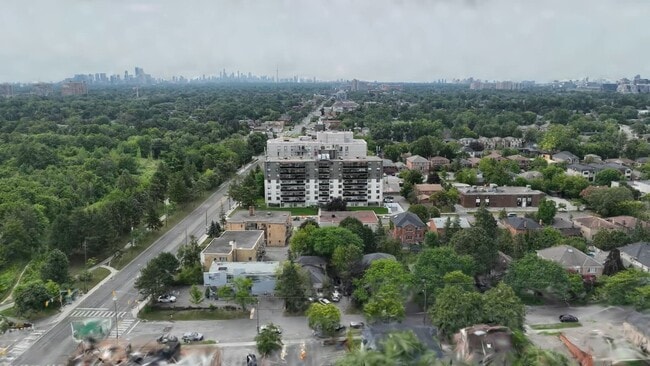  - 4222 Bathurst Street