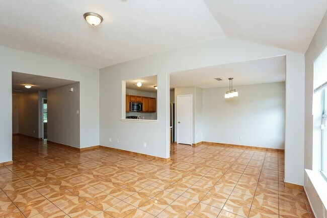 Foto del edificio - 710 Danbury Park Ln