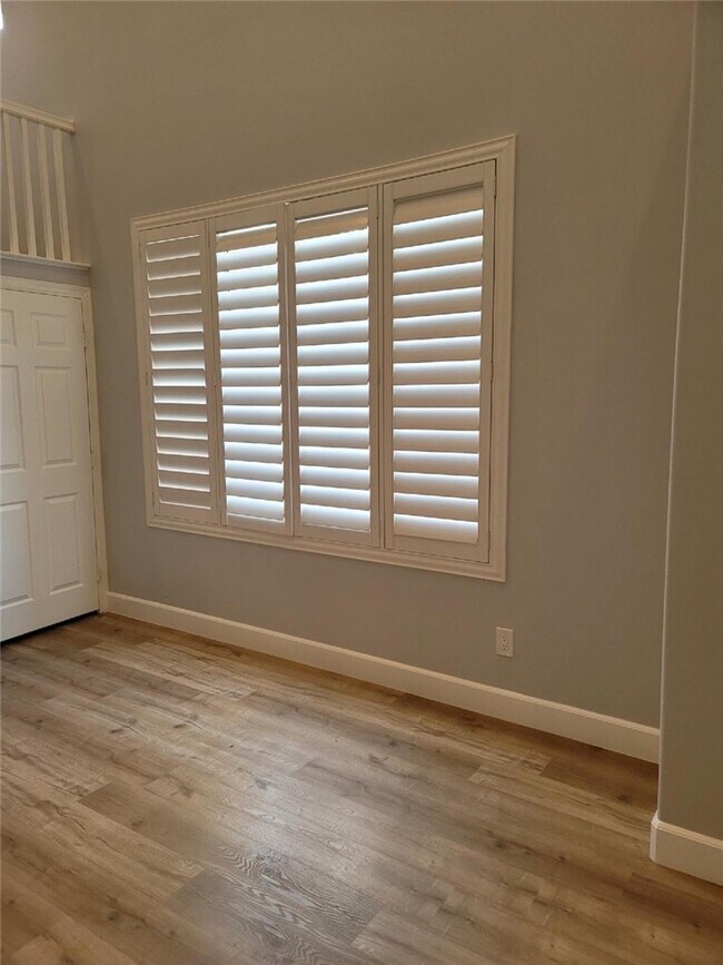 Foto del edificio - 16348 Creekside Pl