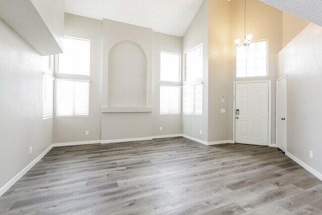 Building Photo - 8011 S Orchestra Ave