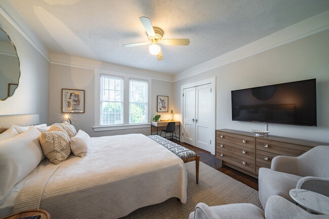 Building Photo - 1615 30th St