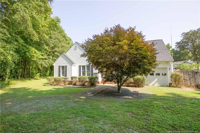 Foto del edificio - 184 Olde Farm Rd