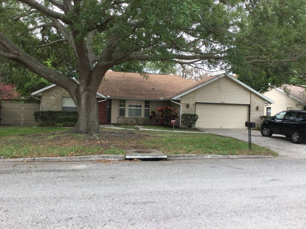 3346 49th Avenue East House for Rent in Bradenton, FL