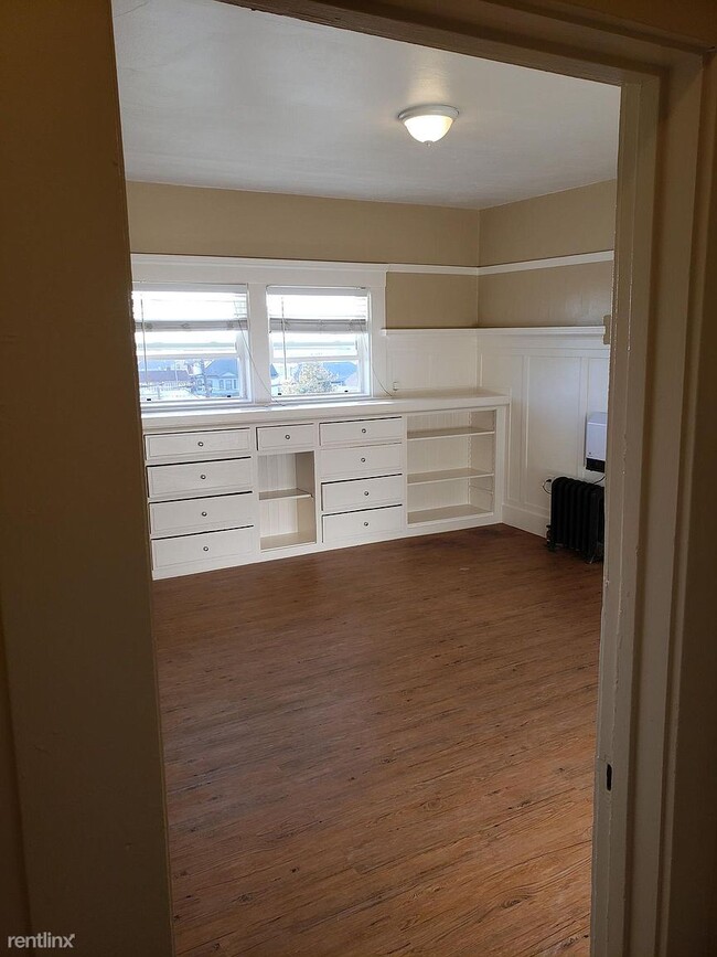 Building Photo - Studio, 1 bath Apartment - Gernard 304