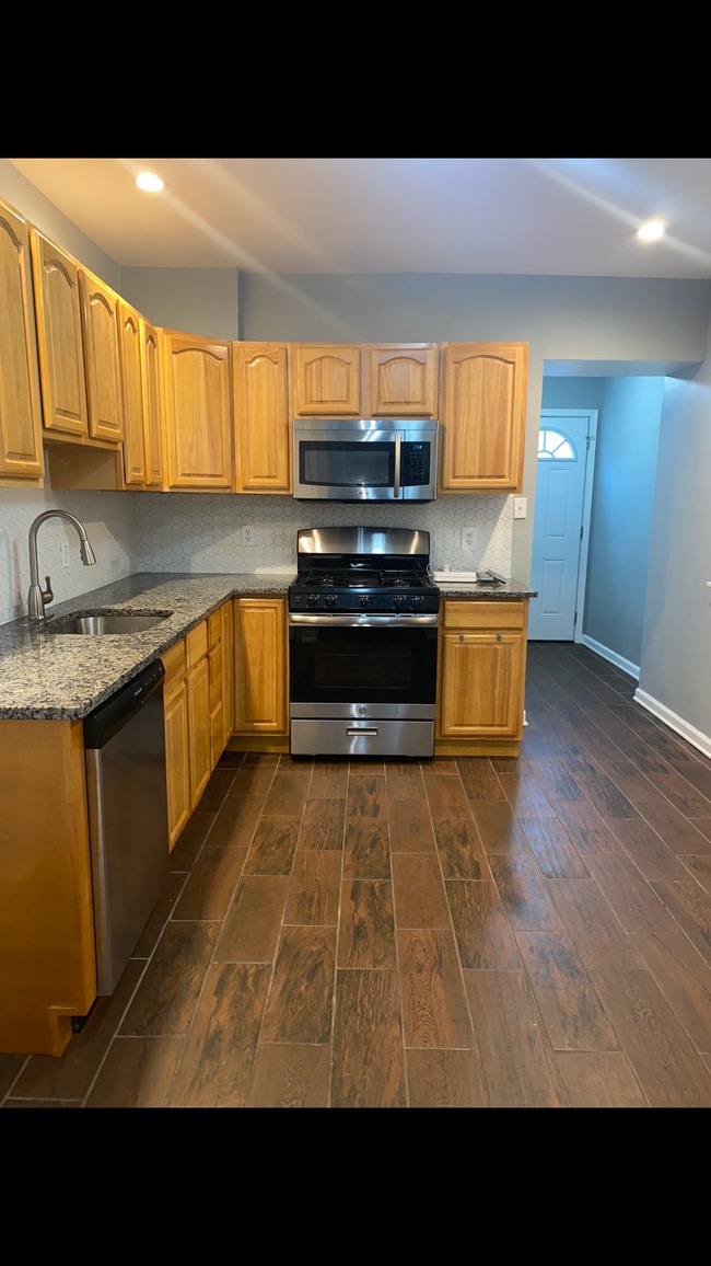 Foto del edificio - 4030 Poplar St