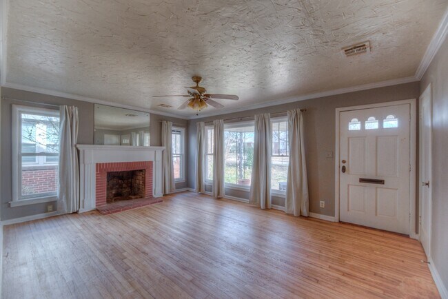 Foto del edificio - 544 S Oswego Ave