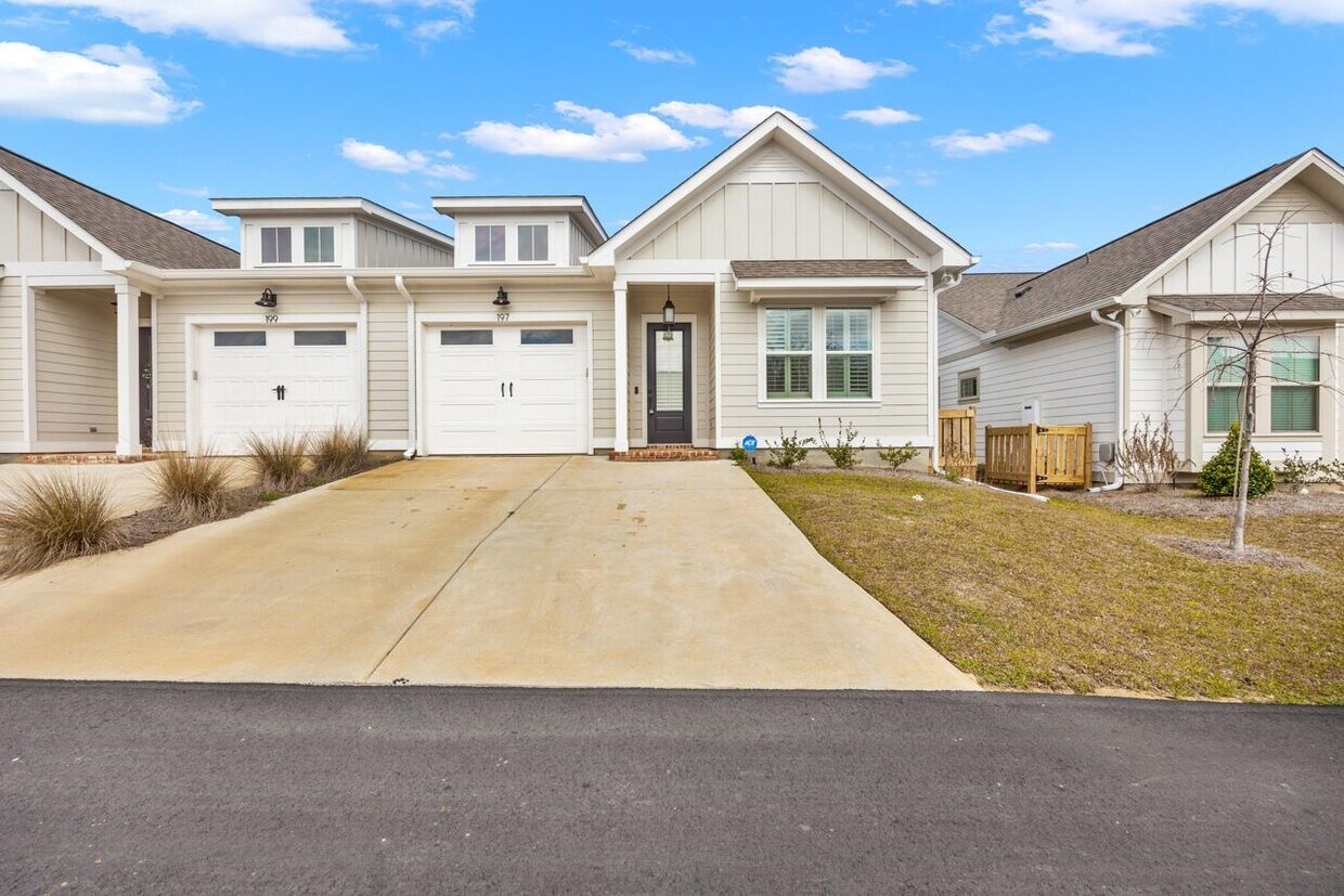Foto principal - 197 Camellia Oaks Ave
