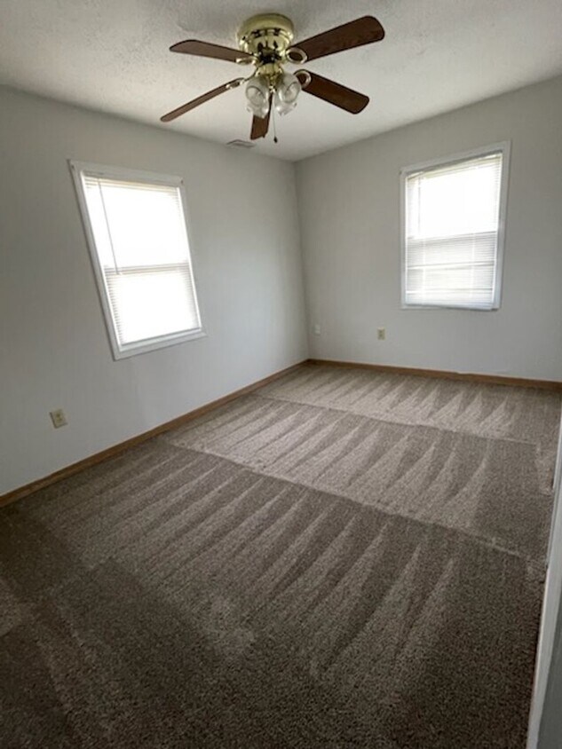 Building Photo - 3509 E Idlewild Dr