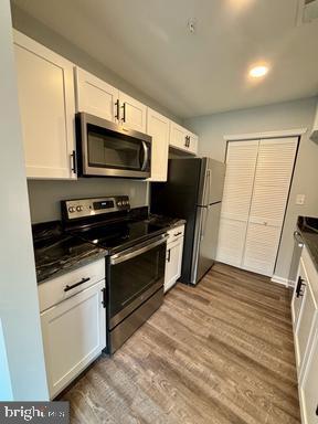 Building Photo - 5050 W Brigantine Ct