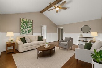 Building Photo - 718 E Lambuth Ln