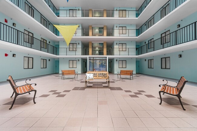 Building Photo - 1425 S Ocean Blvd