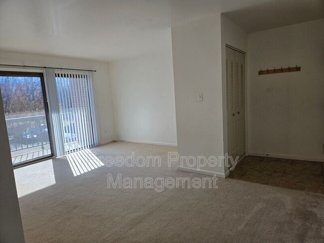 Building Photo - 10629 Provincial Dr