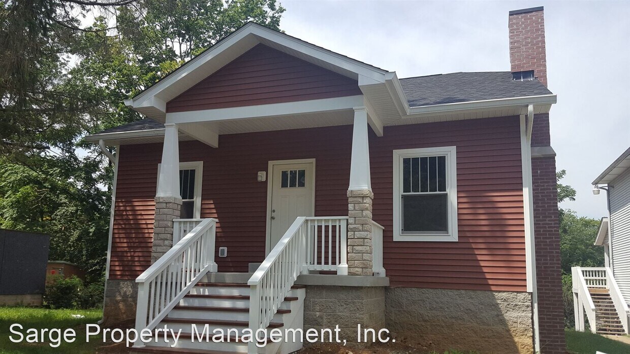Primary Photo - 4 br, 3.5 bath House - 1201 N Lincoln St