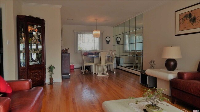 Foto del edificio - 371 White Birch Ln