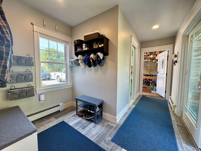 Foto del edificio - 3BD/2BA Single Family Home - Falmouth w/ Heated 2-Car Garage, W/D & Large Backyard! Available 4/25