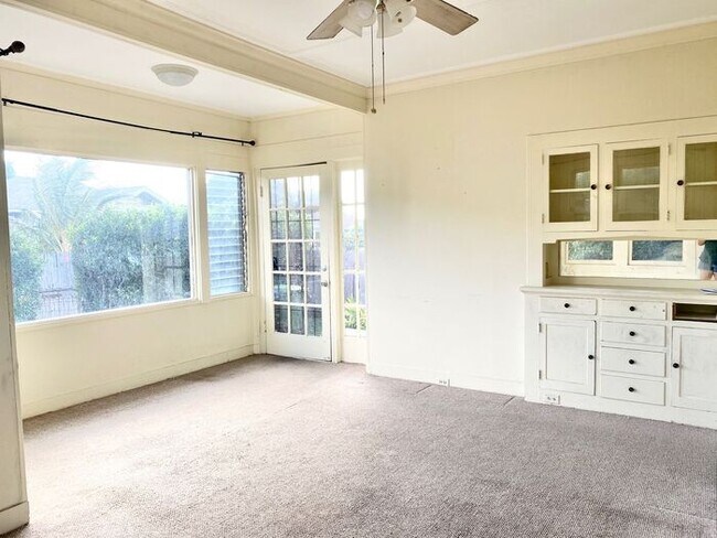 Foto del edificio - 3477 Campbell Ave