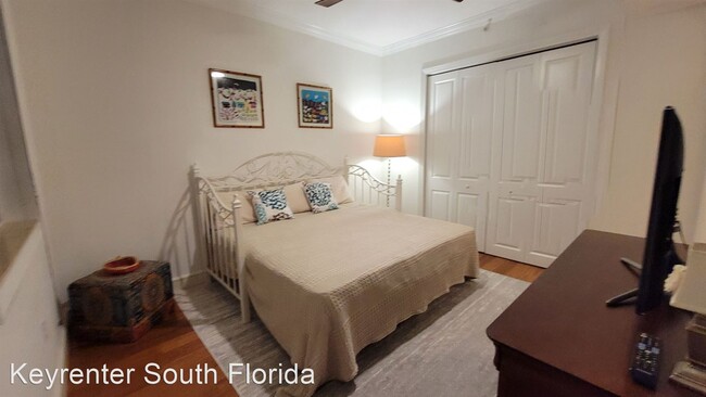 Building Photo - 2 br, 2.5 bath House - 4445 El Mar Dr #2303
