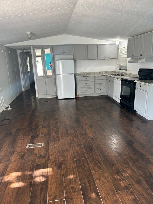 Foto del edificio - 201 S Preston Rd