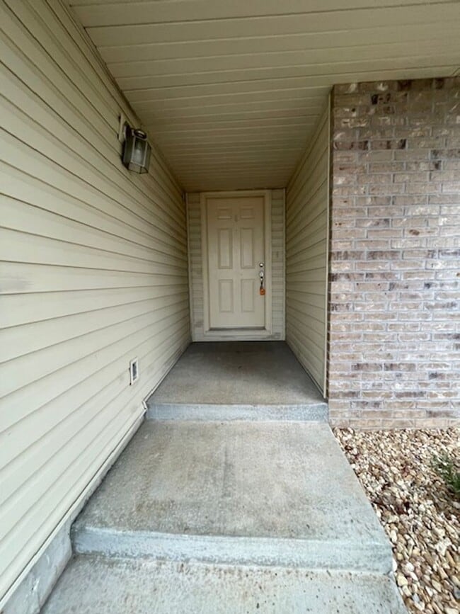 Building Photo - This All Brick home is Located in Orchard ...