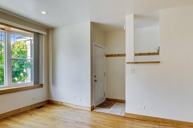 Building Photo - 2453 N Campbell Ave