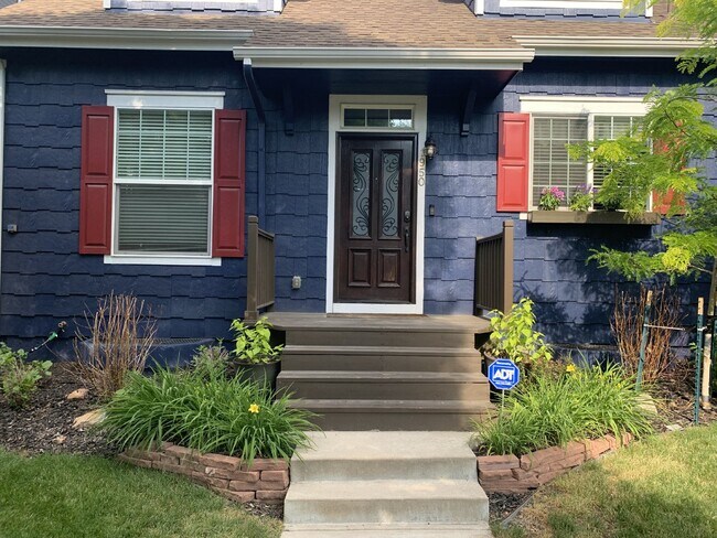 Building Photo - *September Availability! Amazing 4-Bed Sloans Lake Home!
