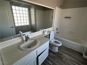 Building Photo - 6873 Tamarus St