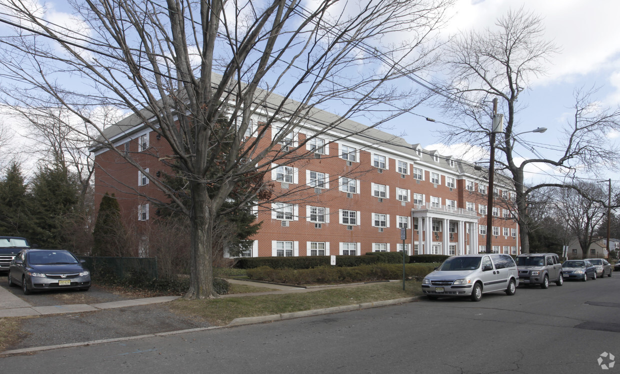 Foto del edificio - Metuchen Senior Apartments