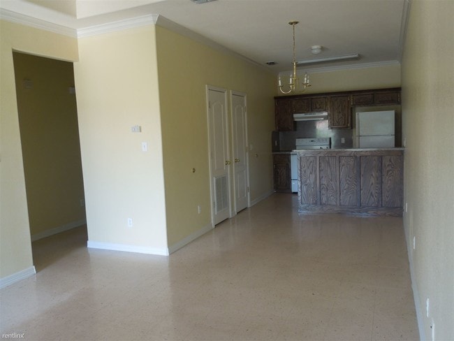 Building Photo - 609 Buena Vista Dr