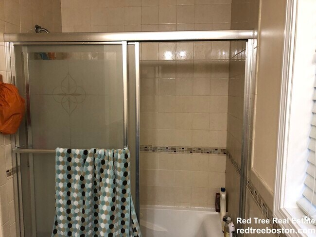 Foto del edificio - 207 Hillside St