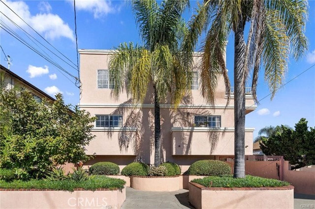 Foto del edificio - 874 W 3rd St