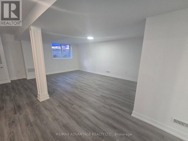 Building Photo - 162 Speight Blvd