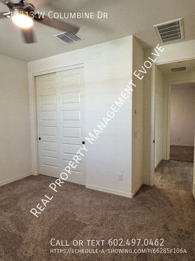 Foto del edificio - 17313 W Columbine Dr