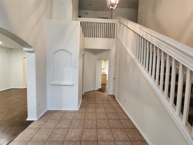 Building Photo - 1508 Lorson Loop