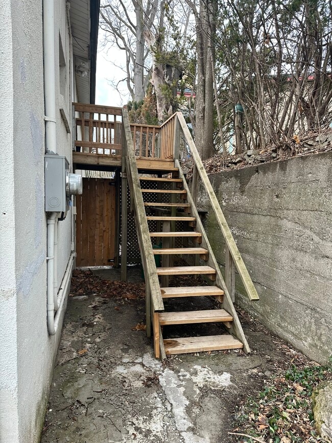 Building Photo - 26 Waterloo St